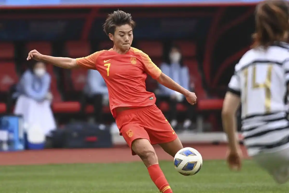 中国女足王霜定位球破门助队取胜直通世界杯