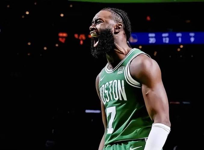 肯巴沃克与勒布朗詹姆斯NBA交手记录统计分析