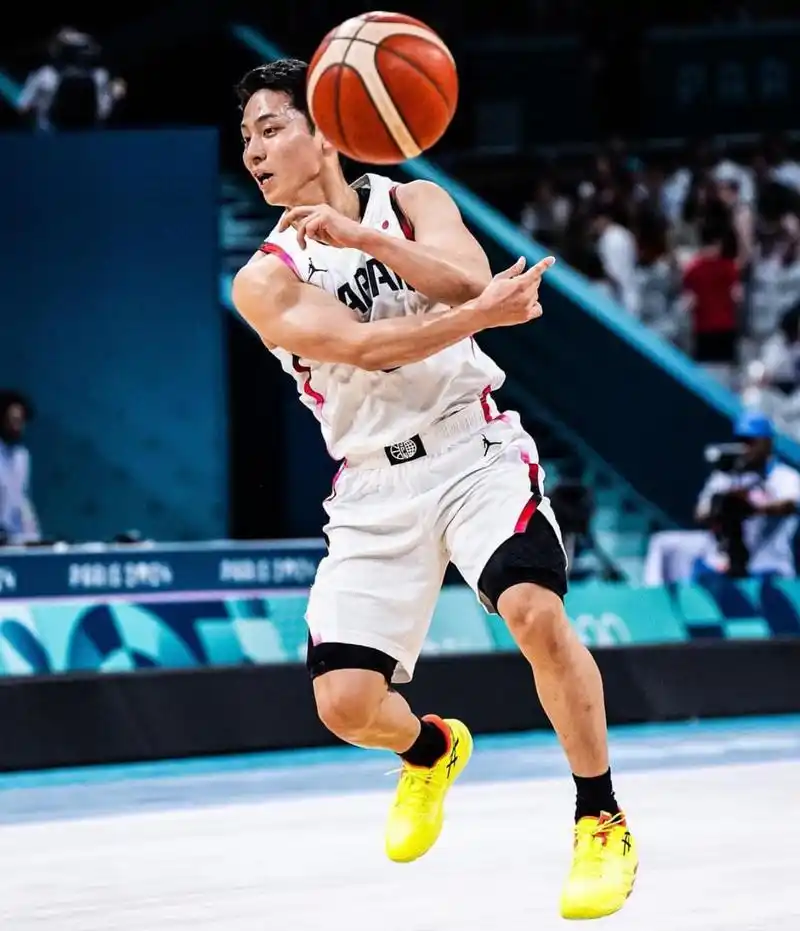 河村勇辉谈杨瀚森天赋与日本男篮世预赛对阵中国男篮安排