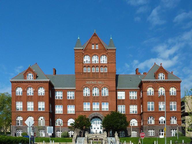 威斯康星大学加时胜伊利诺伊大学晋级BigTen锦标赛半决赛