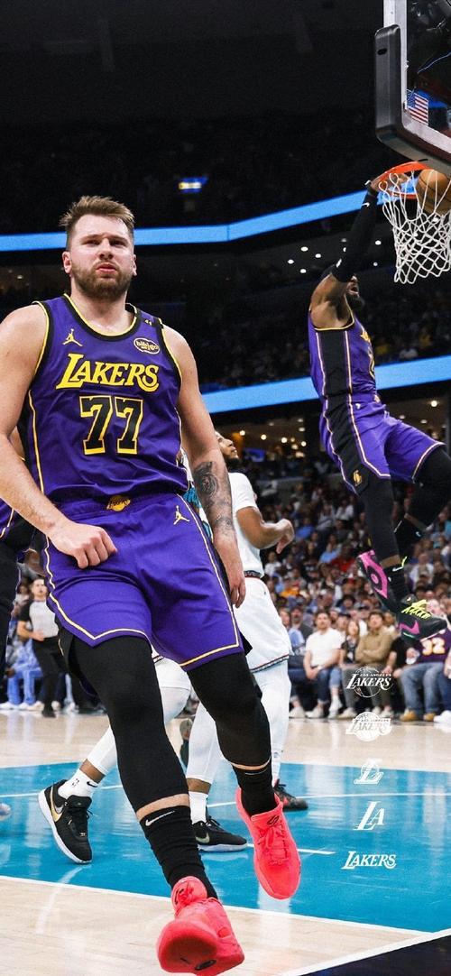 里夫斯东契奇NBA战术表现分析