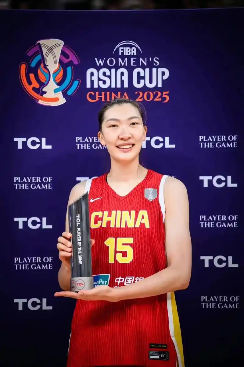 中国女篮84-74捷克女篮提前锁定女篮世界杯正赛资格
