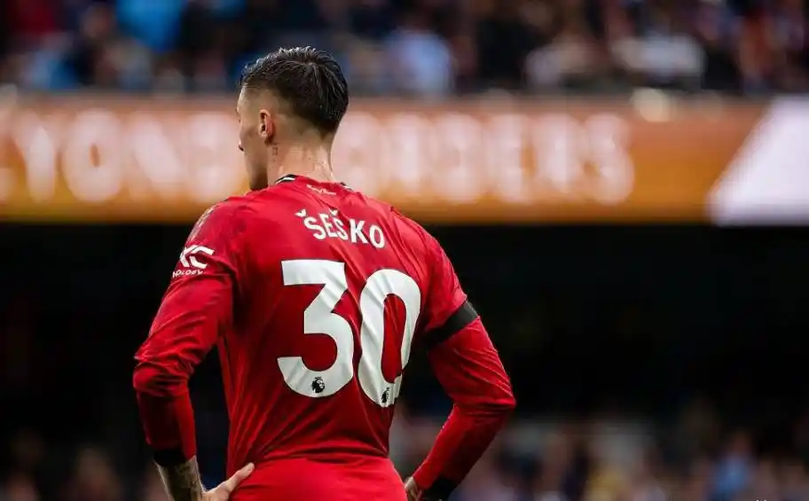 曼联3-1阿斯顿维拉谢什科替补破门2026英超替补进球榜领跑