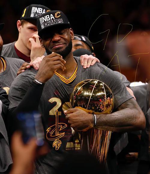 德罗赞回应勒布朗状态质疑勒布朗22年NBA生涯持续高光表现