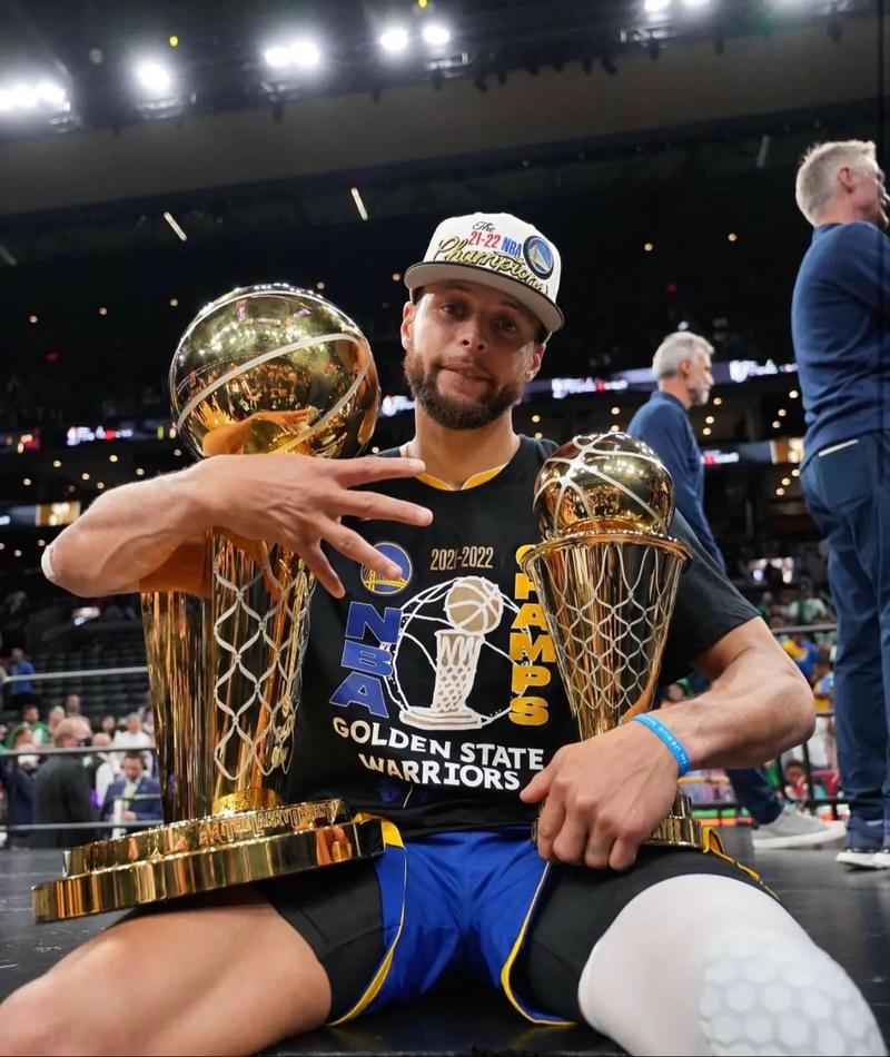 斯蒂芬库里金州勇士队NBA总决赛