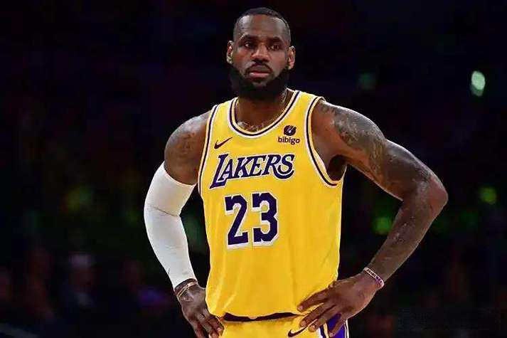 拉塞尔威斯布鲁克交易传闻湖人魔术NBA