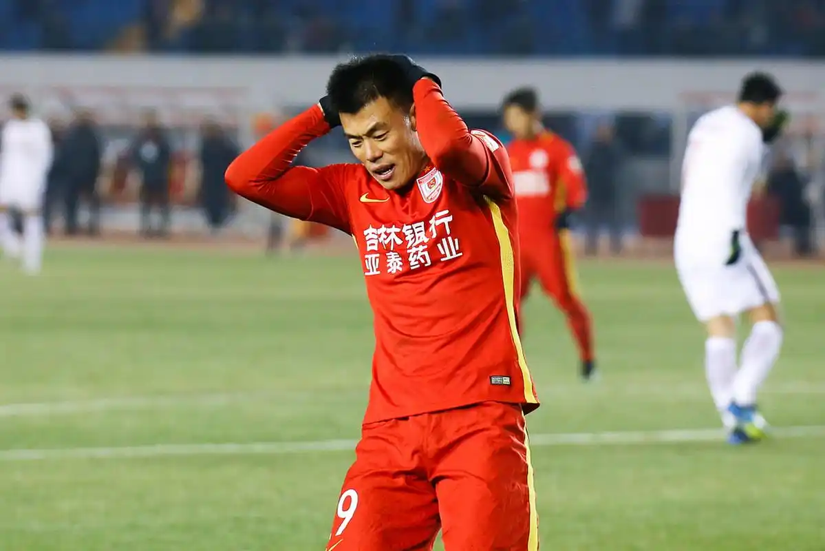 长春亚泰vs黑龙江FC东北德比中甲对决高迪谭龙破门