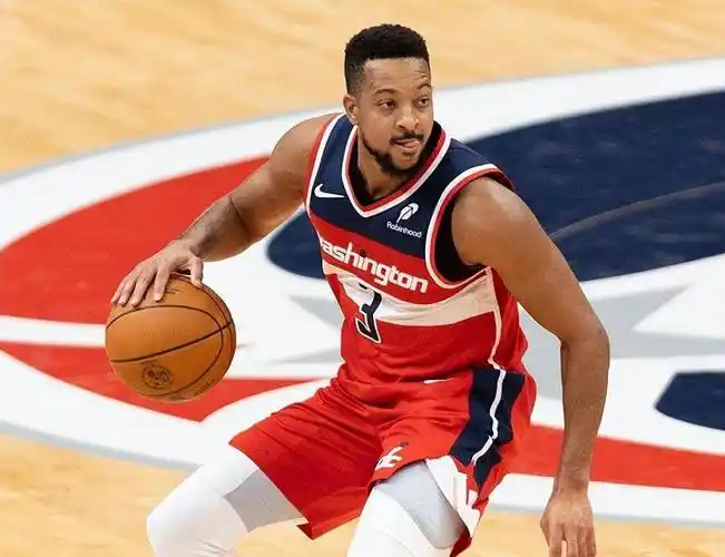波特兰开拓者利拉德麦科勒姆双枪领跑西部前三NBA常规赛冲刺阶段